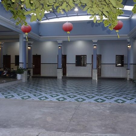 Motel Hoang Gia Long Khanh Екстер'єр фото