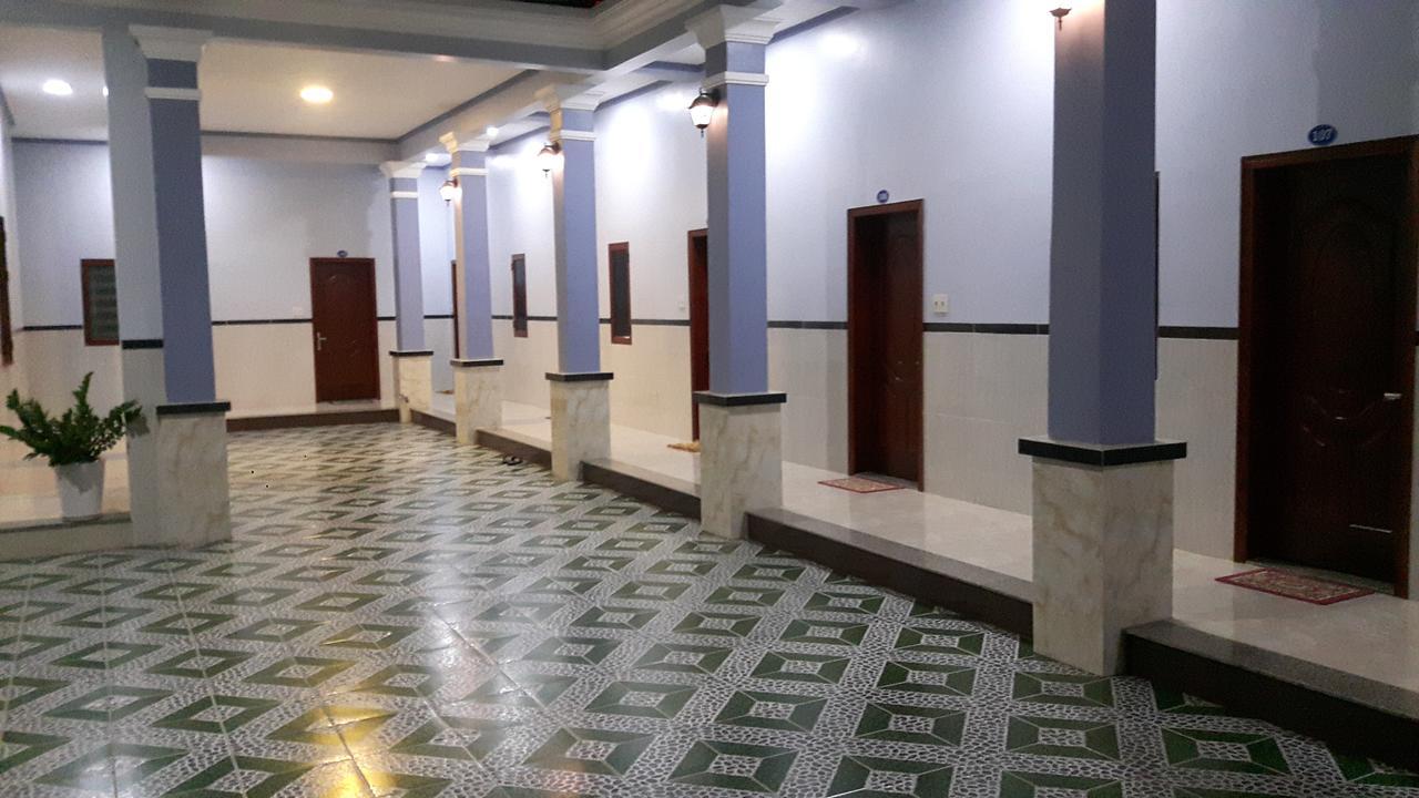 Motel Hoang Gia Long Khanh Екстер'єр фото